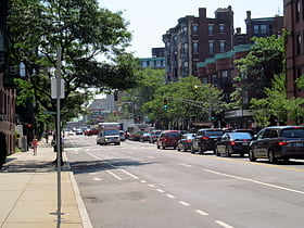 Avenida Massachusetts