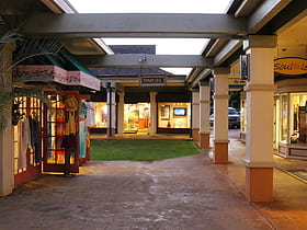 poipu shopping village kauai