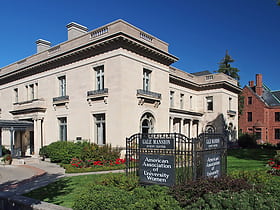 Washburn-Fair Oaks Mansion District