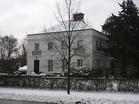 Sanderson House