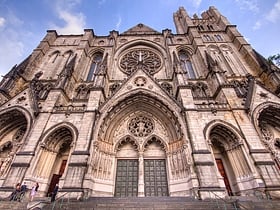 cathedrale saint jean le theologien de new york