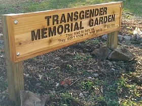 Jardín conmemorativo transgénero