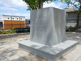 Charles Eliot Memorial