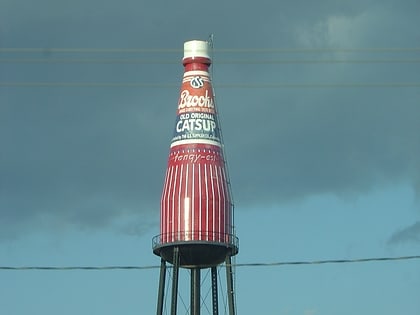 World's Largest Catsup Bottle