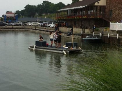 commodore perry yacht club erie