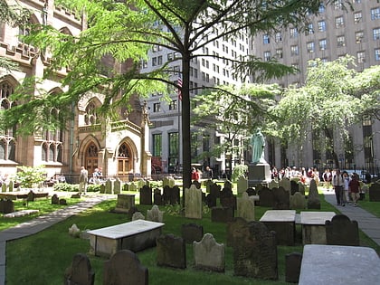 trinity church cemetery new york city