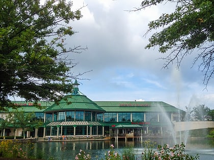 the mall at lexington green