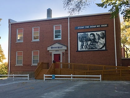 garrison school historic district liberty
