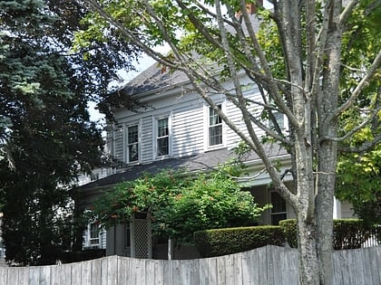 Amos Stearns House