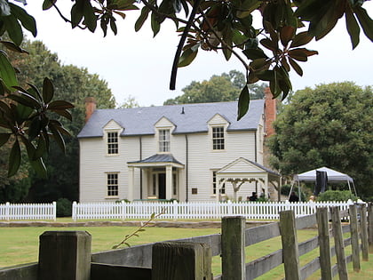 Donaldson-Bannister House and Cemetery