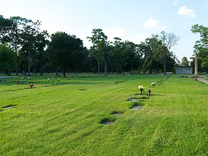 woodlawn garden of memories cemetery houston