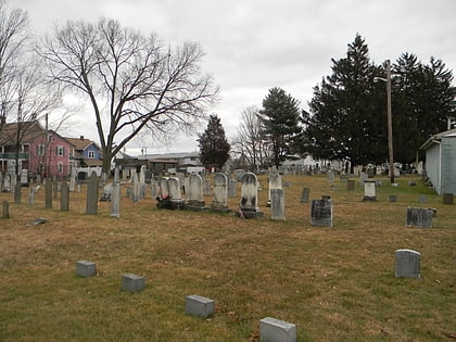 riverside cemetery vestal