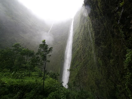 hiilawe waterfall waimea