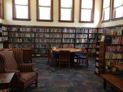 mountain iron public library