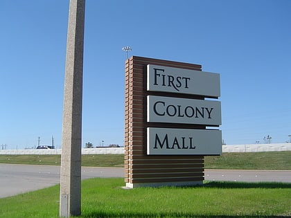first colony mall sugar land
