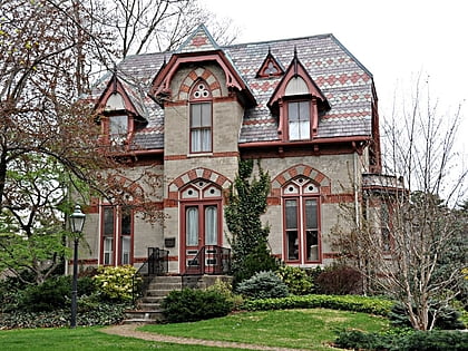 house at 203 islington road newton