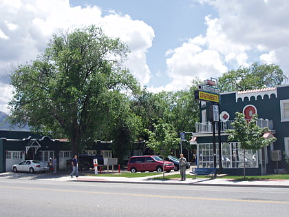 Mountain View Auto Court