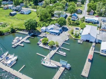 essex shipyard marina parc adirondack