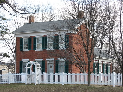 christopher apple house indianapolis