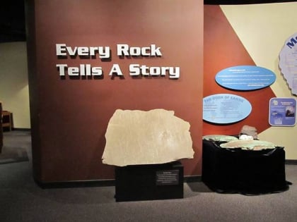 weis earth science museum menasha