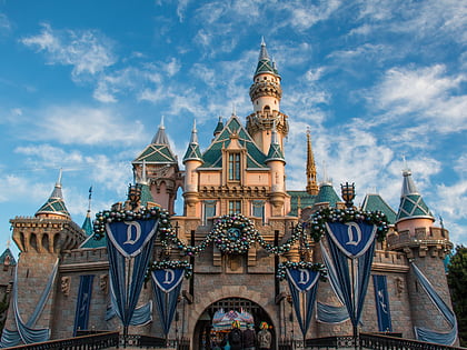 sleeping beauty castle anaheim