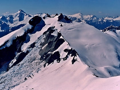 icy peak parque nacional de las cascadas del norte
