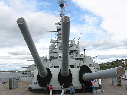 uss massachusetts fall river