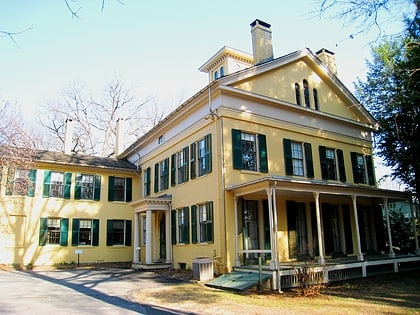 emily dickinson museum amherst