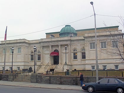 Adriance Memorial Library