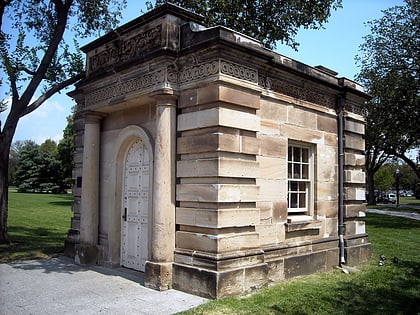 U.S. Capitol Gatehouses and Gateposts