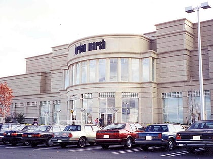 natick mall