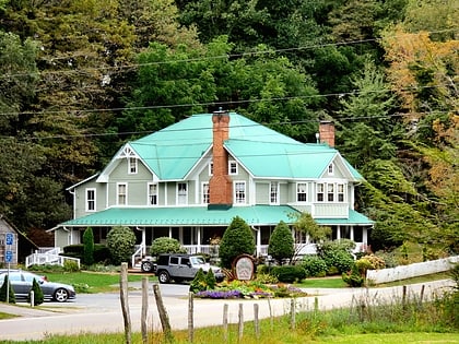 Mast Farm Inn