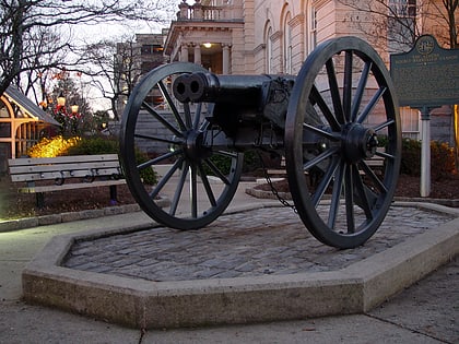 Double-barreled cannon