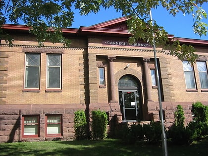 two harbors public library
