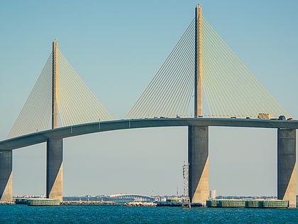 sunshine skyway bridge saint petersburg