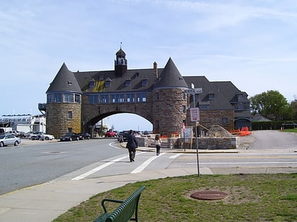 the towers narragansett