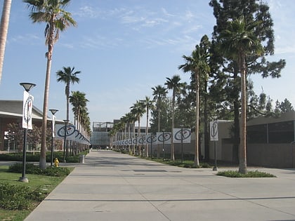 Universidad Estatal de California en Fullerton