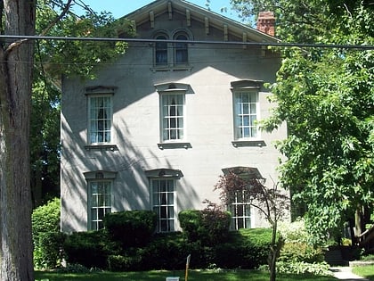 Peter D. Walter House