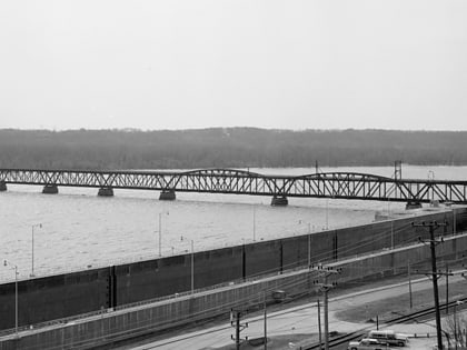 Keokuk Municipal Bridge