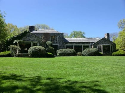 Scarsdale Public Library