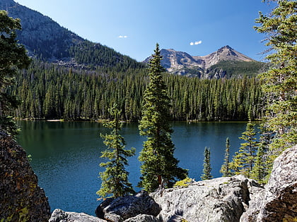 fern lake parque nacional de las montanas rocosas