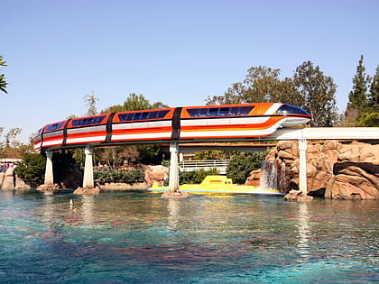 disneyland monorail system anaheim