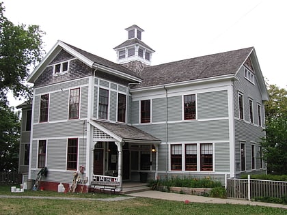 woods hole school