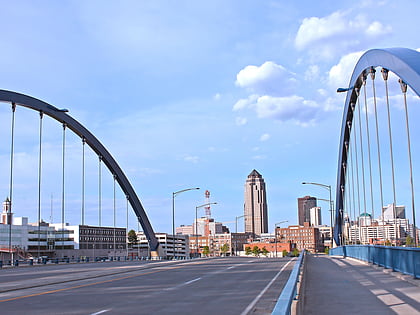 George Washington Carver Bridge