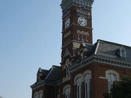 nodaway county courthouse maryville