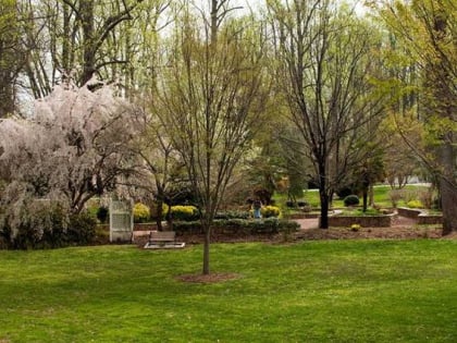 highland recreation center hickory