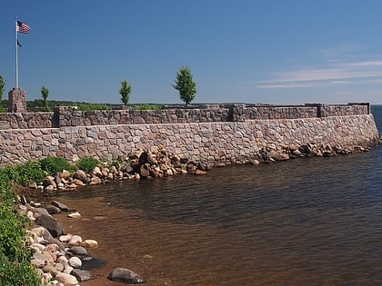 garrison concourse wayside park