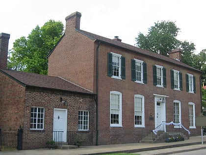 Brown-Pusey House