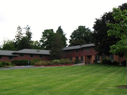 Lewis & Clark College