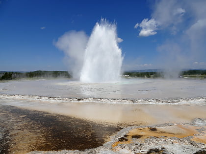 great fountain geyser parque nacional de yellowstone